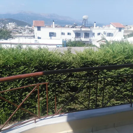 Apartment Delfin Kalogesis *